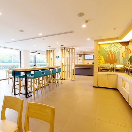 Hanting Express Kaiyuan Jiefang Road Diaobingshan Bagian luar foto