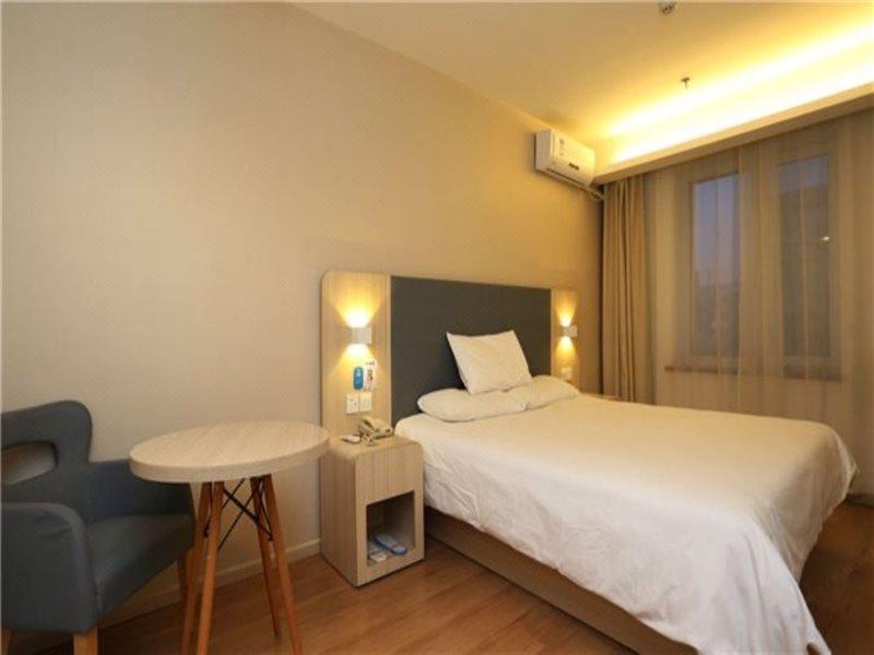 Hanting Express Kaiyuan Jiefang Road Diaobingshan Bagian luar foto