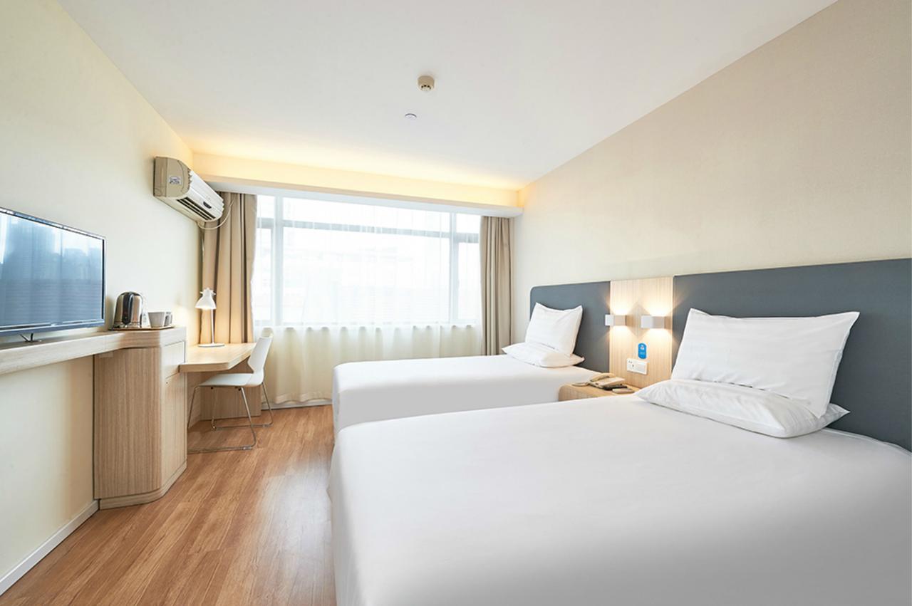 Hanting Express Kaiyuan Jiefang Road Diaobingshan Bagian luar foto
